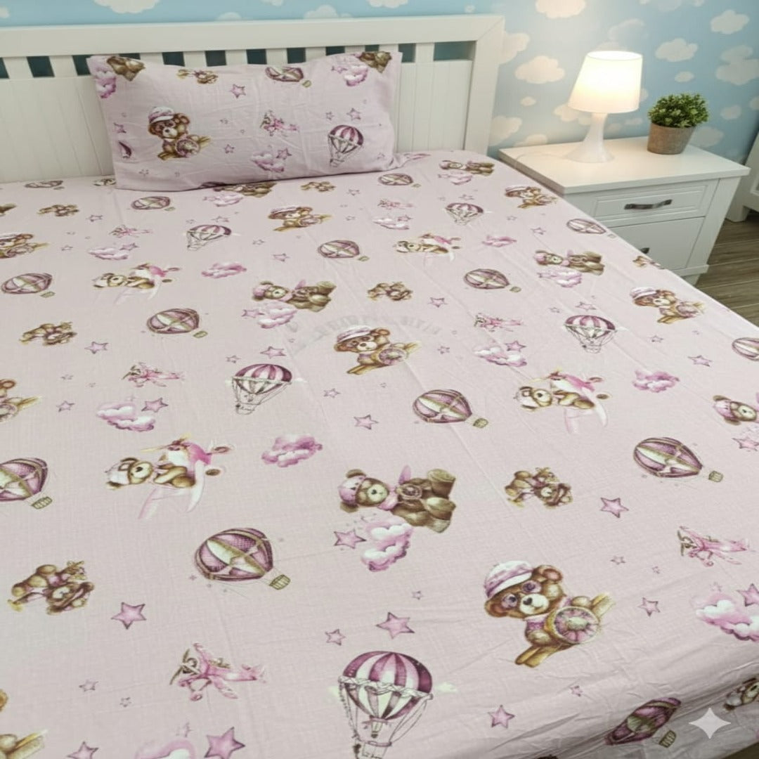 Sweet Teddy Pink Kids Bedsheet – Cute Bear & Balloon Print for Little Angels
