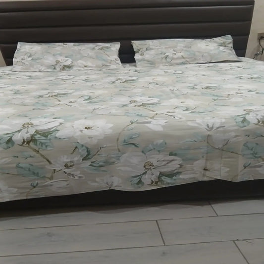 Soft White Floral Cotton Sateen Bedsheet Set – Elegant Design & Luxurious Comfort
